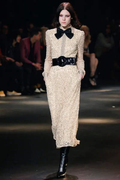 Look 59